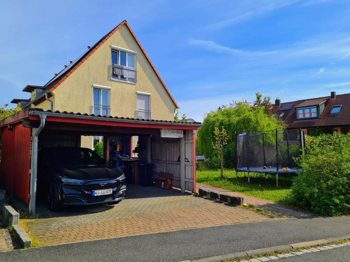 Apartmán Lichtdurchflutetes Zimmer - Marienberg Waldbuttelbrunn Exteriér fotografie